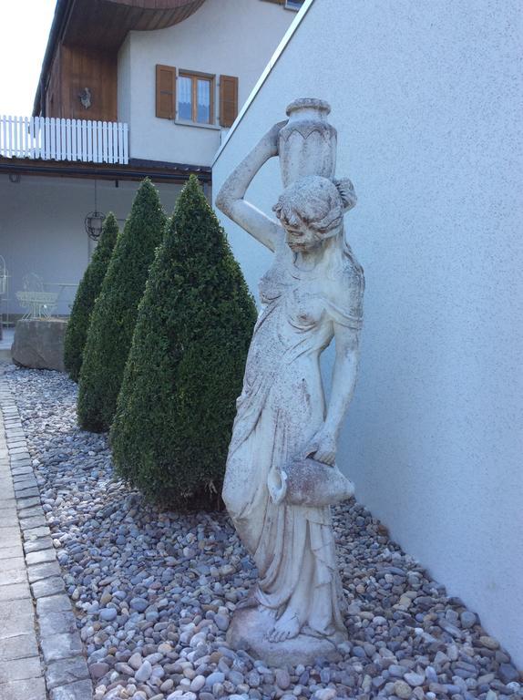 Landcafe Mit Mini Hotel Burgdorf Buitenkant foto